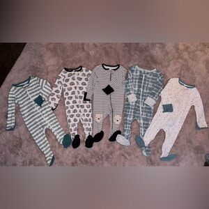 Boys 6-9 months cloud island footies